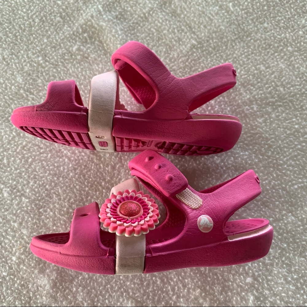 Crocs - Picture 3 of 8
